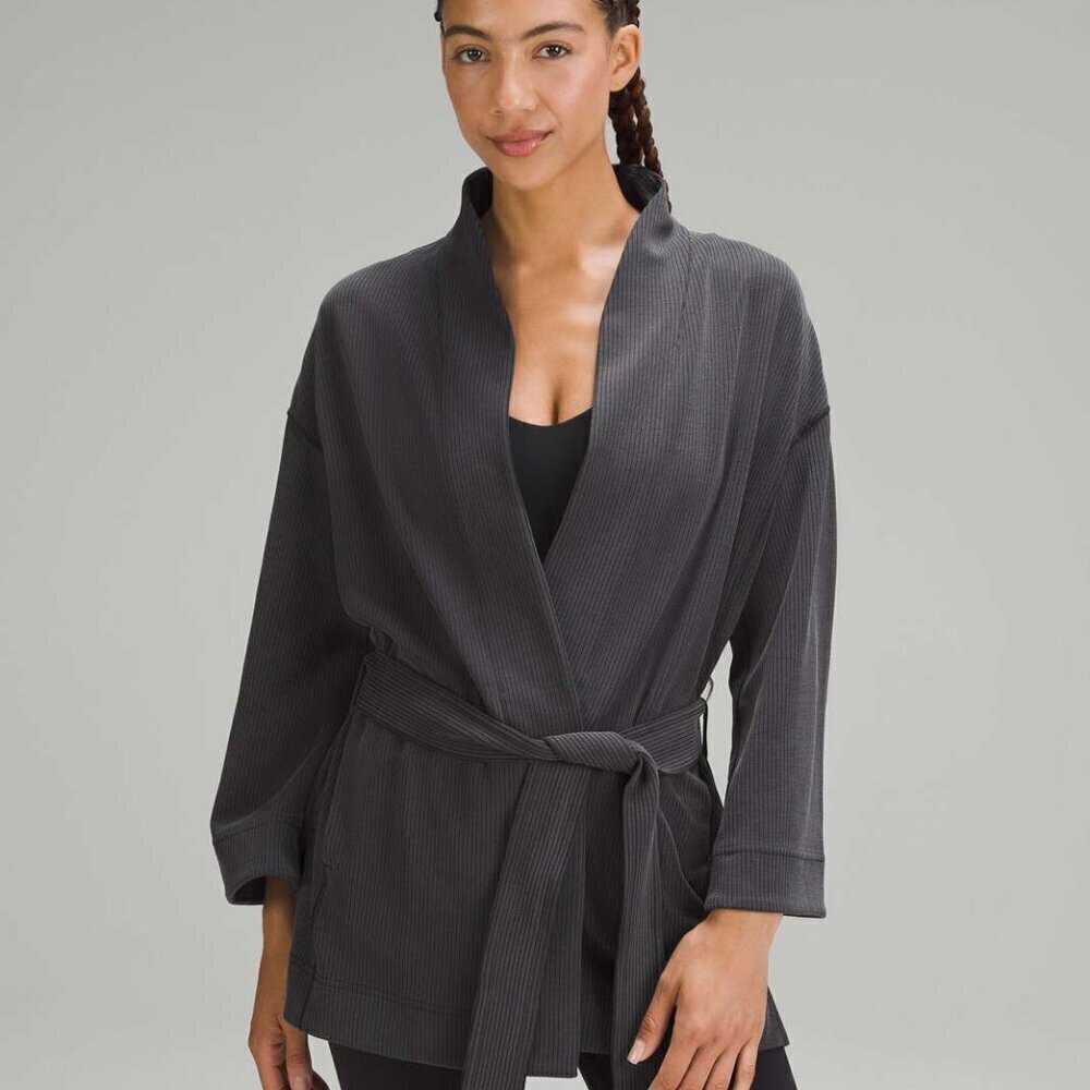 Lululemon Ribbed Softstreme Belted Wrap - 10 Black